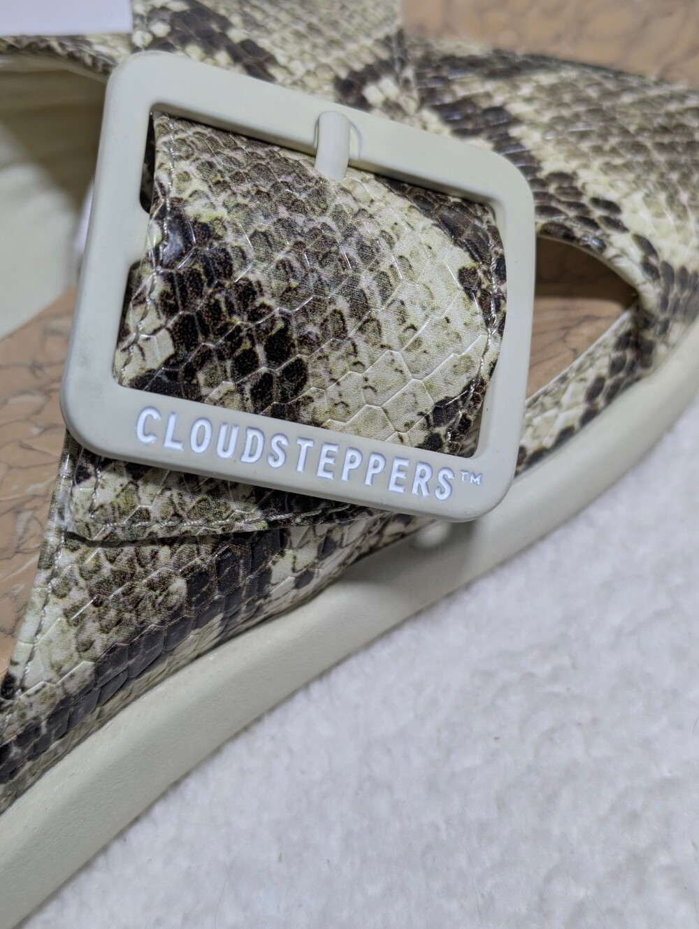Clarks Cloud Steppers June Shell Slide Sandals Snakeskin Pattern Summer Casual 8 - Picture 6 of 7